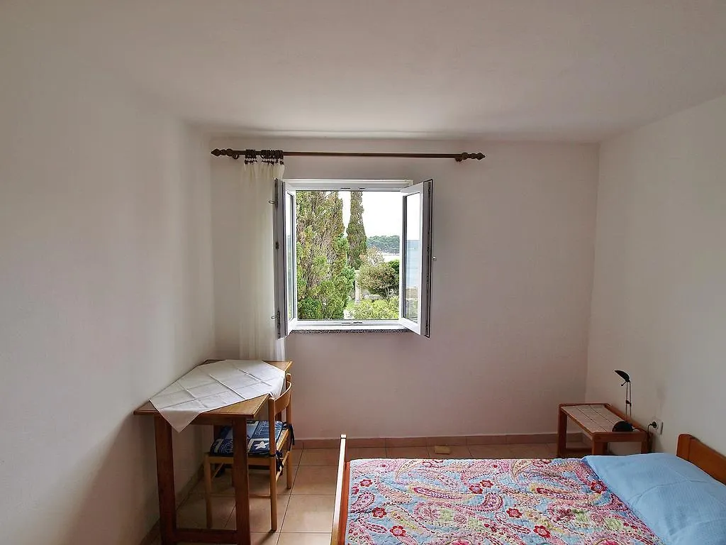 Apartment Nada Rab Town